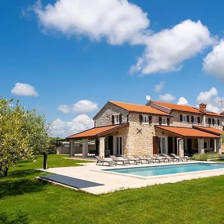 Sole Divino By Briskva