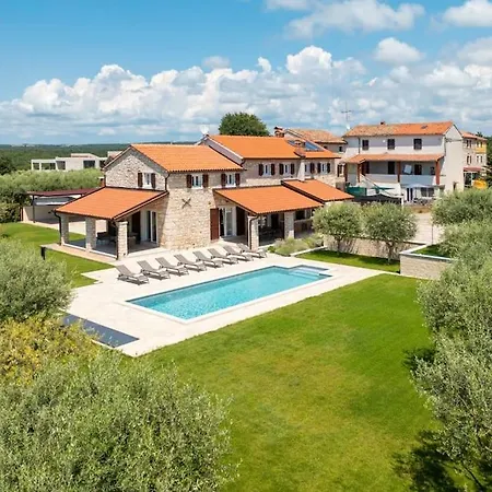 Villa Sole Divino By Briskva