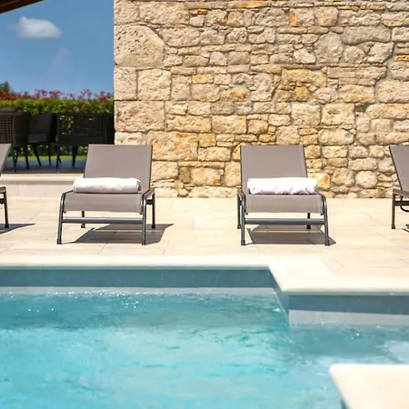 Sole Divino By Briskva *