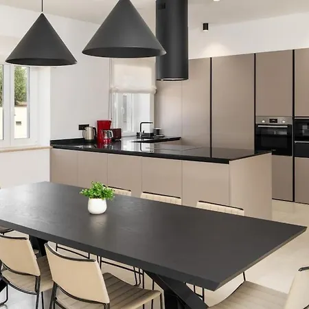 Sole Divino By Briskva *